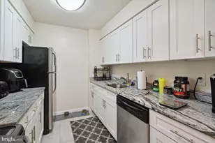 1420 Locust St, Philadelphia, PA 19102 - Photo 7
