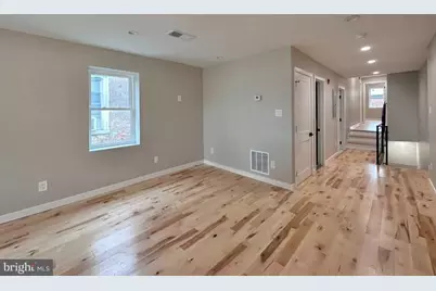 2821 W Girard Avenue #3RD FLOOR, Philadelphia, PA 19130 - Photo 9