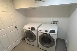 2212 N Sydenham St, Philadelphia, PA 19132 - Photo 9