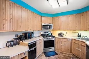 358 Tomlinson Terrace, Philadelphia, PA 19116 - Photo 9