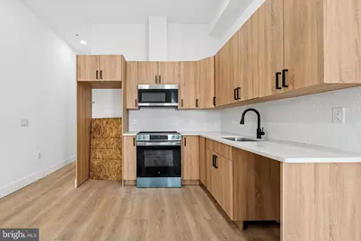 2424 W Thompson Street, Philadelphia, PA 19121 - Photo 9