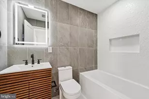 2424 W Thompson St, Philadelphia, PA 19121 - Photo 31