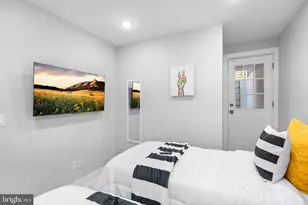 1924 N 6th St, Philadelphia, PA 19122 - Photo 11