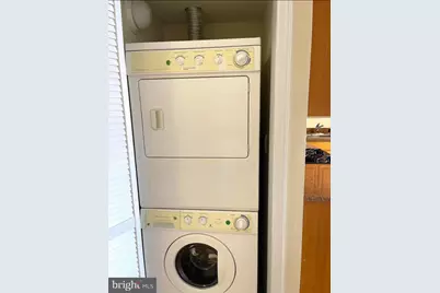 1120 Buttonwood Street #C, Philadelphia, PA 19123 - Photo 19