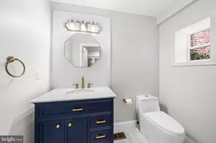 719 S 19th St, Philadelphia, PA 19146 - Photo 17