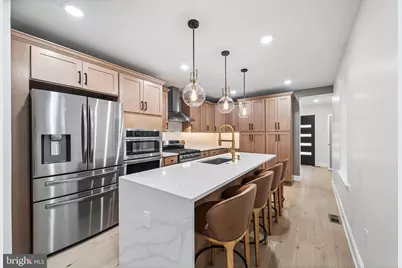 719 S 19th Street, Philadelphia, PA 19146 - Photo 11