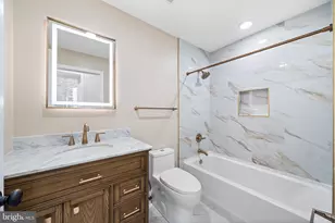 719 S 19th St, Philadelphia, PA 19146 - Photo 21