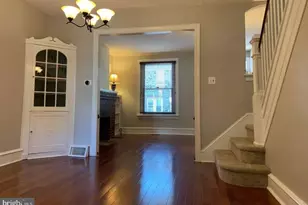 272 Kalos St, Philadelphia, PA 19128 - Photo 5