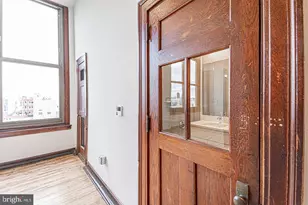 1300 S 19th St, Philadelphia, PA 19146 - Photo 7