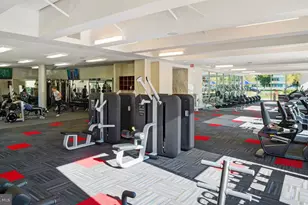 2200 Benjamin Franklin Pkwy, Philadelphia, PA 19130 - Photo 11