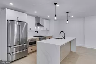 705 S 19th St, Philadelphia, PA 19146 - Photo 9