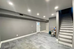 1230 N 15th St, Philadelphia, PA 19121 - Photo 19