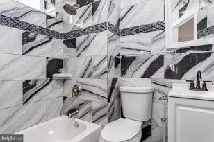 1540 N Hollywood St, Philadelphia, PA 19121 - Photo 11