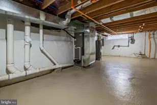 2049 E Letterly St, Philadelphia, PA 19125 - Photo 35