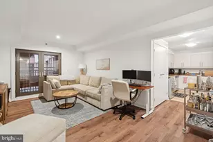 219 S 18th St, Philadelphia, PA 19103 - Photo 1