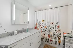 219 S 18th St, Philadelphia, PA 19103 - Photo 11