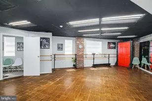 2541 S Clarion St, Philadelphia, PA 19148 - Photo 11