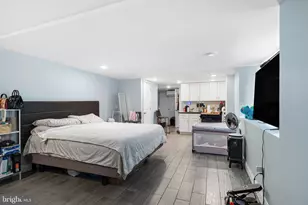 1449 S 32nd St, Philadelphia, PA 19146 - Photo 19