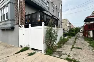 1449 S 32nd St, Philadelphia, PA 19146 - Photo 23