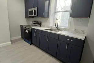 2720 N Hemberger St, Philadelphia, PA 19132 - Photo 3