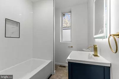 5907 W Girard Avenue, Philadelphia, PA 19151 - Photo 17