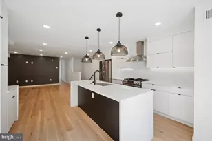 871 N 20th St, Philadelphia, PA 19130 - Photo 5