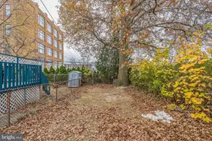 415 Rector St, Philadelphia, PA 19128 - Photo 17