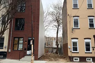 2153 N 8th St, Philadelphia, PA 19122 - Photo 3