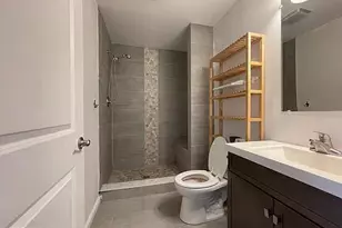 1002 Fairmount Ave, Philadelphia, PA 19123 - Photo 9