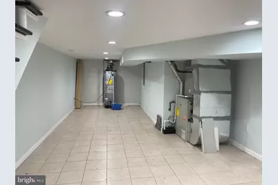 2033 S 22nd Street, Philadelphia, PA 19145 - Photo 11