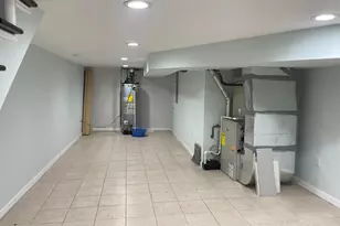 2033 S 22nd St, Philadelphia, PA 19145 - Photo 11