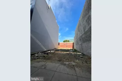 2254 N Front Street, Philadelphia, PA 19133 - Photo 1