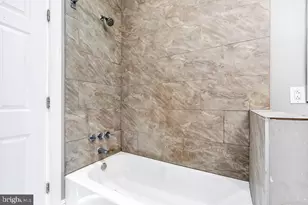 606 S 52nd St, Philadelphia, PA 19143 - Photo 13