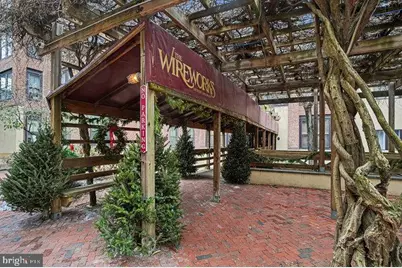 301 Race Street #101, Philadelphia, PA 19106 - Photo 1