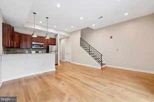 1527 Fairmount Ave, Philadelphia, PA 19130 - Photo 5