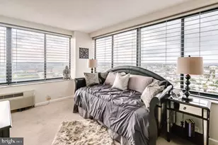 2001 Hamilton St, Philadelphia, PA 19130 - Photo 13