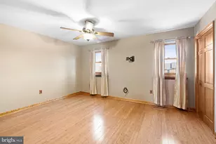 3958 Rowena Dr, Philadelphia, PA 19114 - Photo 19