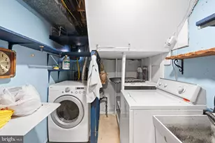 3958 Rowena Dr, Philadelphia, PA 19114 - Photo 31