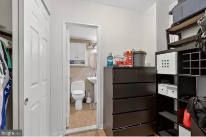 2101 Chestnut Street #923, Philadelphia, PA 19103 - Photo 9