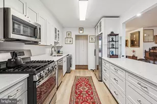 2401 Pennsylvania Ave, Philadelphia, PA 19130 - Photo 7