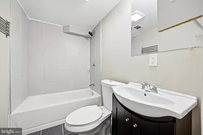 2439 N College Avenue, Philadelphia, PA 19121 - Photo 15