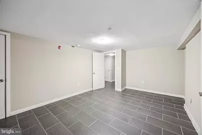 2439 N College Avenue, Philadelphia, PA 19121 - Photo 13