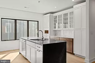 706 Latona St, Philadelphia, PA 19147 - Photo 5