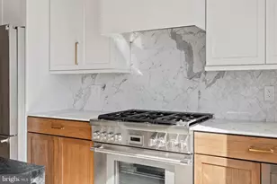 706 Latona St, Philadelphia, PA 19147 - Photo 3