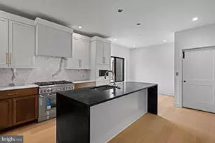 706 Latona St, Philadelphia, PA 19147 - Photo 9