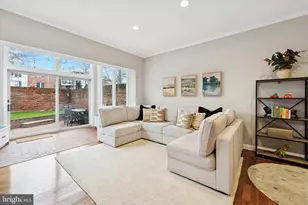 1916 Lombard St, Philadelphia, PA 19146 - Photo 9