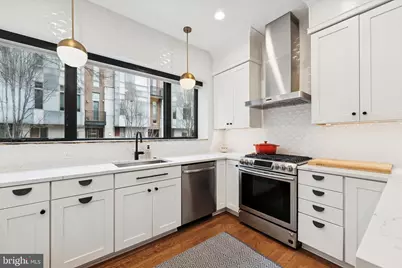 1916 Lombard Street, Philadelphia, PA 19146 - Photo 7