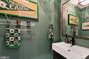 1916 Lombard St, Philadelphia, PA 19146 - Photo 15