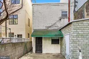 1012 E Moyamensing Ave, Philadelphia, PA 19147 - Photo 31