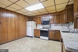 1012 E Moyamensing Ave, Philadelphia, PA 19147 - Photo 13